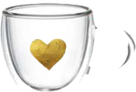 Taza de doble vidrio con un corazón dorado.